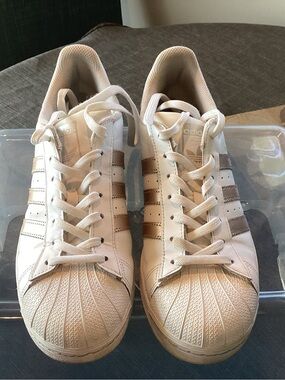 adidas White Sneakers with GoldStripes and Shell Toe